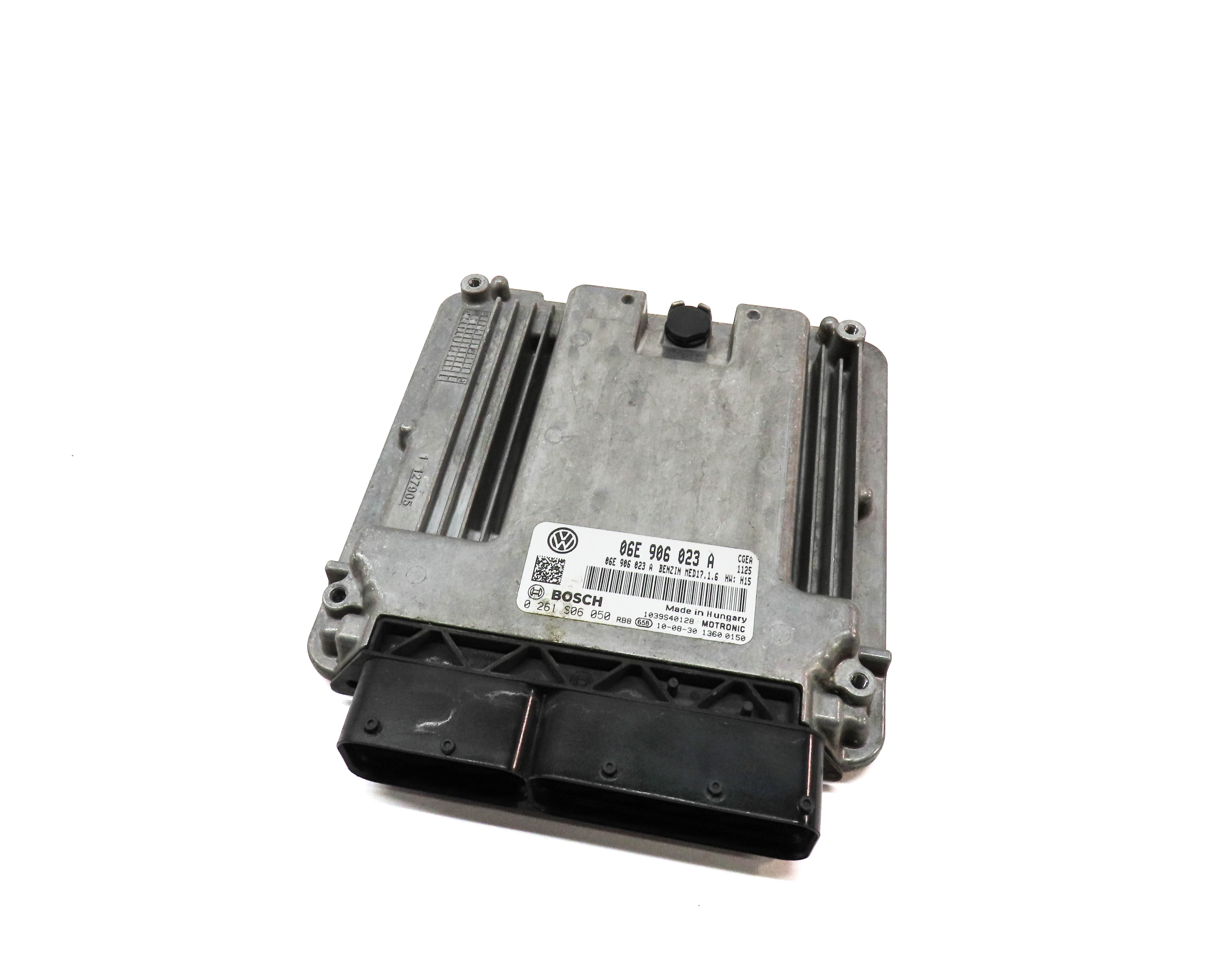 11-18 PORSCHE CAYENNE HYBRID (958) 3.0L HYBRID M06 ENGINE CONTROL MODULE ECM DME — exact item pictured
